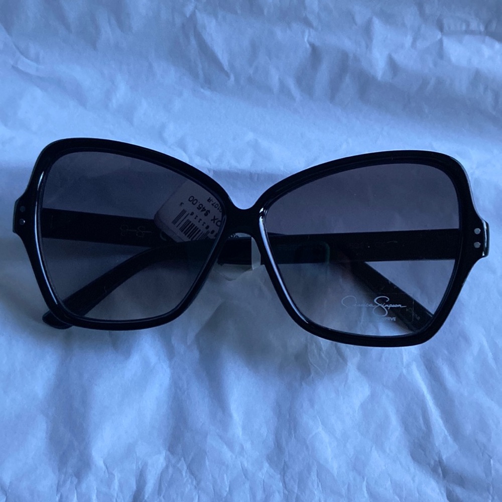 Brand New Jessica Simpson Sunglasses!   Fun & Sexy!